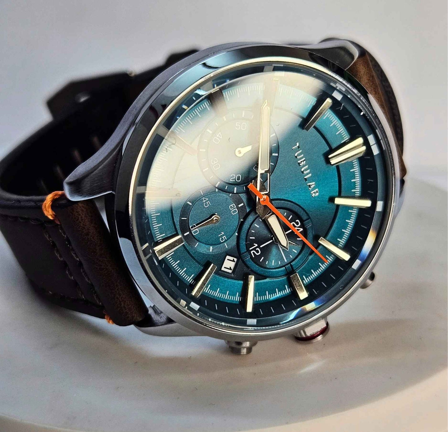 Tubular Chronograph TB-1745240 – Branded Watch with Unique Design & Color