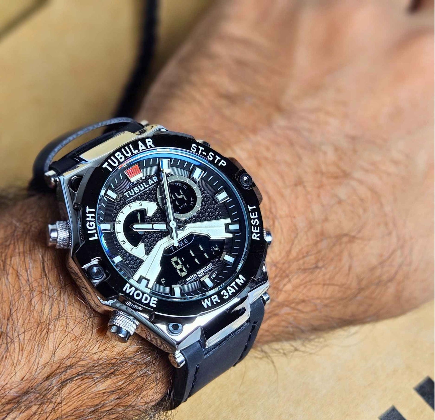 Tubular TB-54660 Branded Men's Chronograph Watch Luxury Edition (Black)