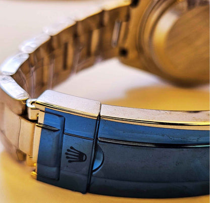 Rolex Submariner Men’s Watch - Stainless Steel Edition
