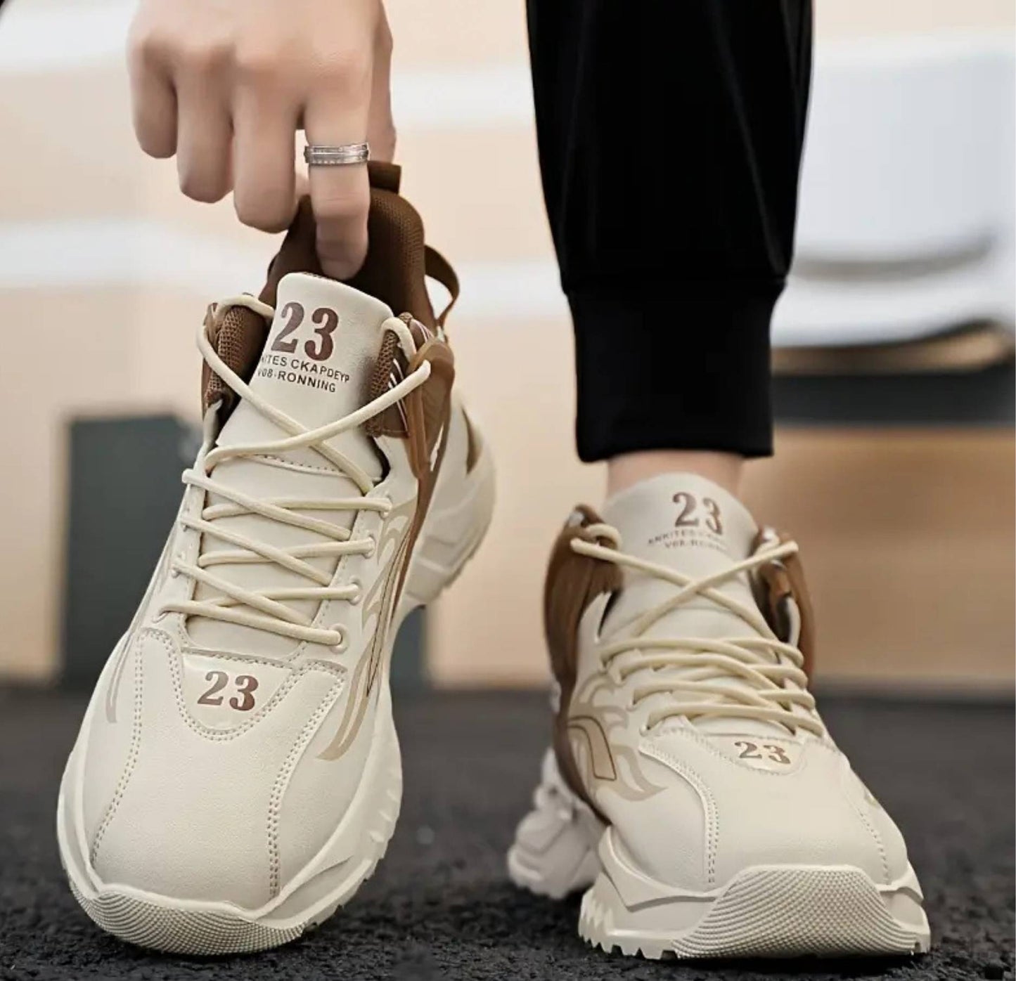 Men's Sneakers – Non-Slip, Faux Leather, Lace-Up, Perfect for Fall/Winter.