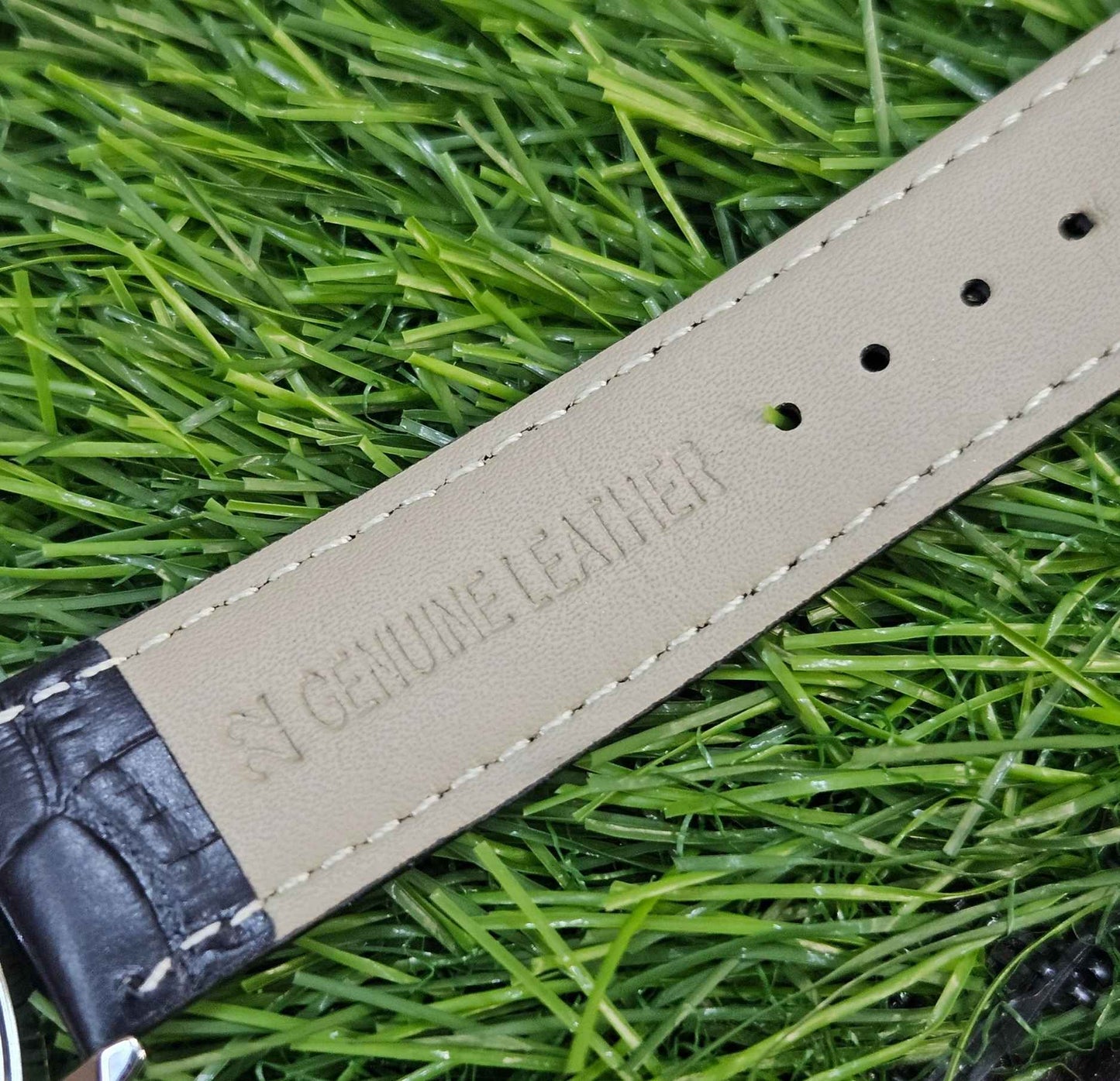Tubular TB-4265811 Branded Iconic Men's Luxury Watch with Sub-Second Display
